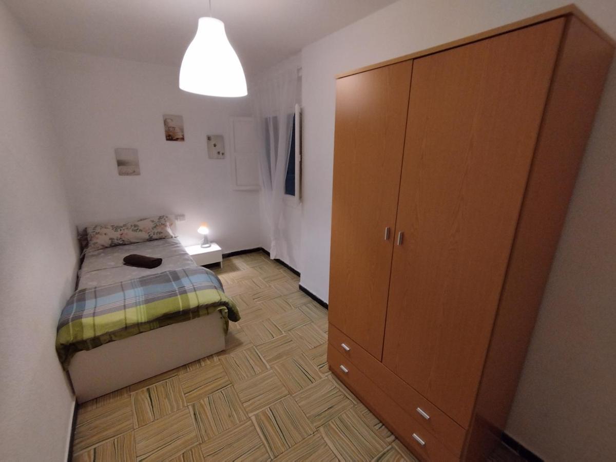 Habitaciones Cerca Del Centro لقنت المظهر الخارجي الصورة